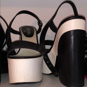 Chanel platforms